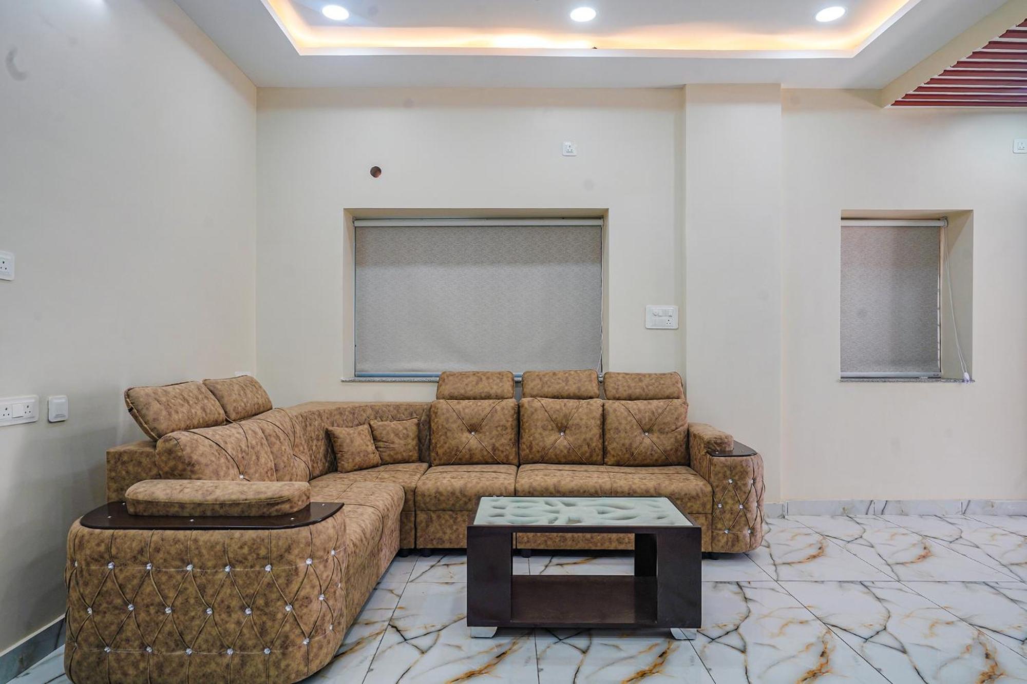 Fabhotel Perams Grand Inn - Hitech City Хайдарабад Экстерьер фото