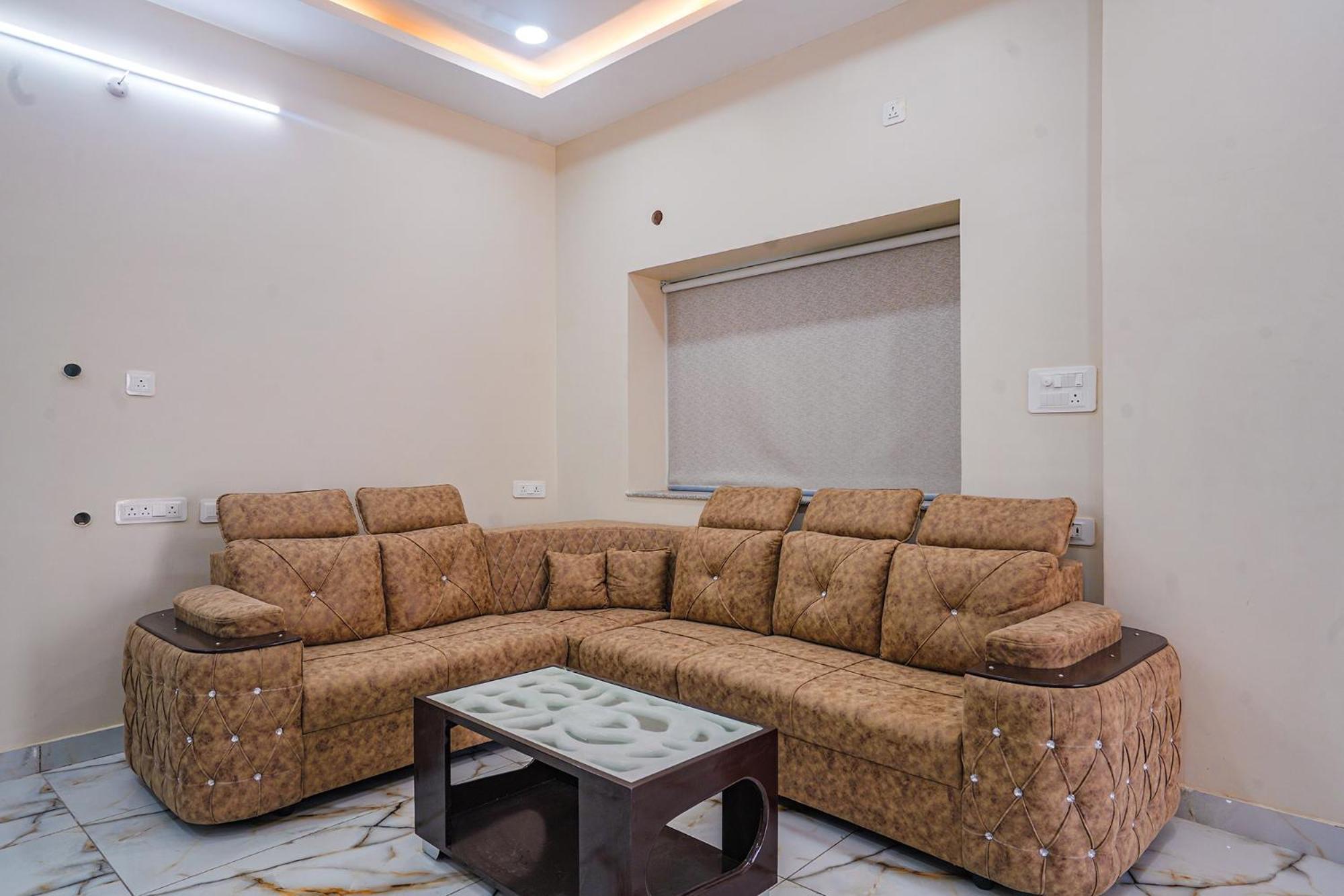 Fabhotel Perams Grand Inn - Hitech City Хайдарабад Экстерьер фото